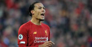 Гулит: За Нидерландия е важно Ван Дайк да проведе няколко мача за Ливърпул 