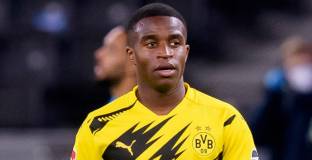  Борусия Дортмунд постави срок на Мукоко 