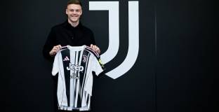 Юве привлече шведски защитник 