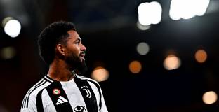 Уест Хем се интересува от халф на Юве