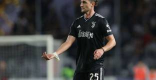 Ювентус все още се опитва да се разбере с Рабио