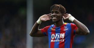 Сити работи над трансфера на Заха