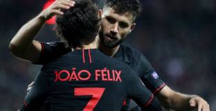 Нотингам Форест обяви трансфера на Фелипе