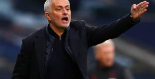 Моуриньо влязъл в конфликт с Лотито след мача с Лацио 