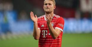 Зомер купи 700 кг шоколад за Де Лигт