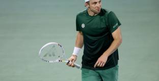 Зверев изненадващо отпадна от Индиън Уелс 