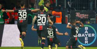 Три аспирина и главоболие за Байерн в битката за титлата