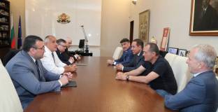 Васил Божков се маха от Левски?