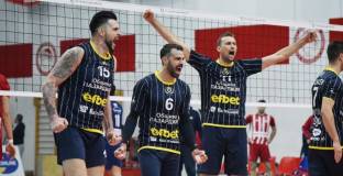 Хебър се класира за групите на ШЛ