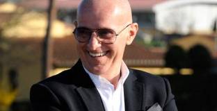  Саки ще получи награда на УЕФА