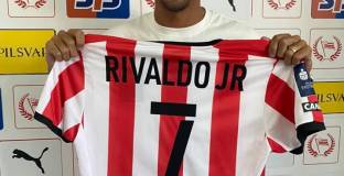 Ривалдиньо стана съотборник на Яблонски в Полша