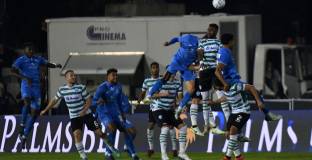 Неприятна загуба за Левски и при рестарта на шампионата (видео)