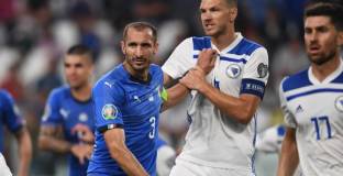 Италия с обрат срещу Босна и Херцеговина 