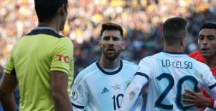 Аржентина с бронз, Меси с червен картон