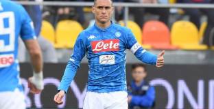 Наполи опука Фрозиноне за спорта