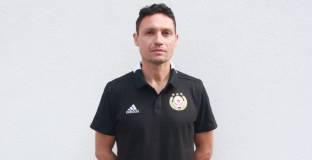 Това е Добромир Митов