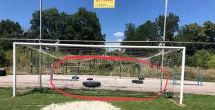 Вандалски акт срещу ДЮШ на Левски (снимки)