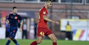 Чорбаджийски помага на половинката си във влогърството (видео)